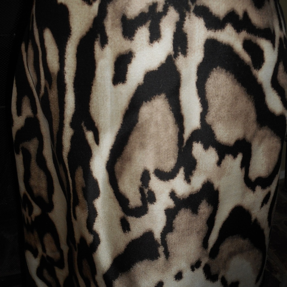 NWT DVF leopard print pencil skirt, size 6 - Picture 8 of 8